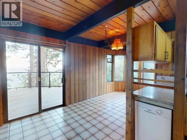 5698 GILLIES BAY ROAD - 25