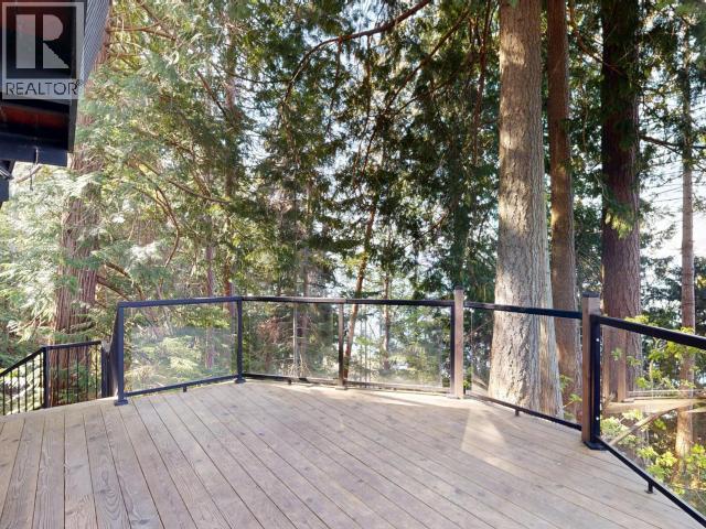 5698 GILLIES BAY ROAD - 41