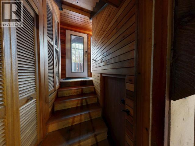5698 GILLIES BAY ROAD - 30