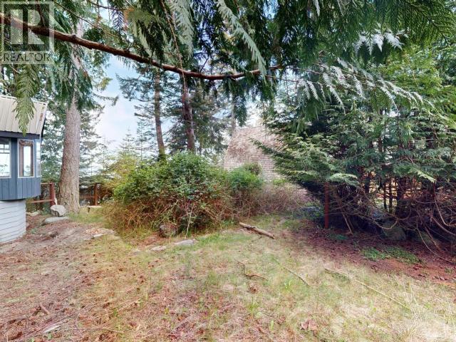 5698 GILLIES BAY ROAD - 47