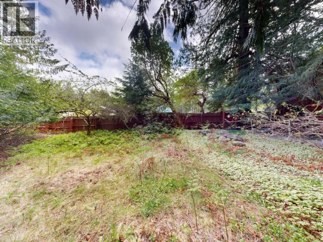 5698 GILLIES BAY ROAD - 42