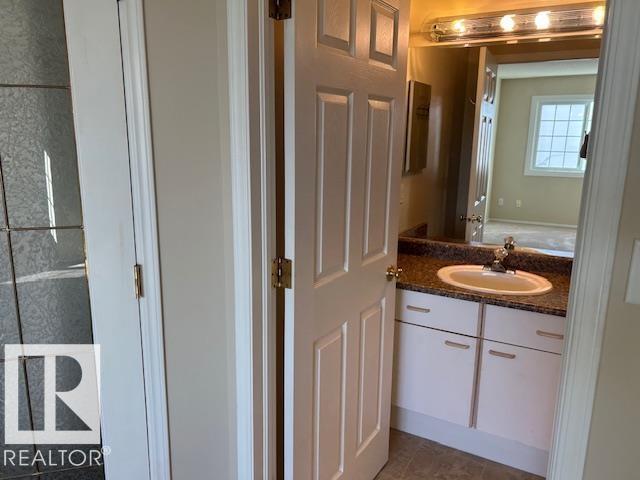 #50 9630 176 ST NW - 17