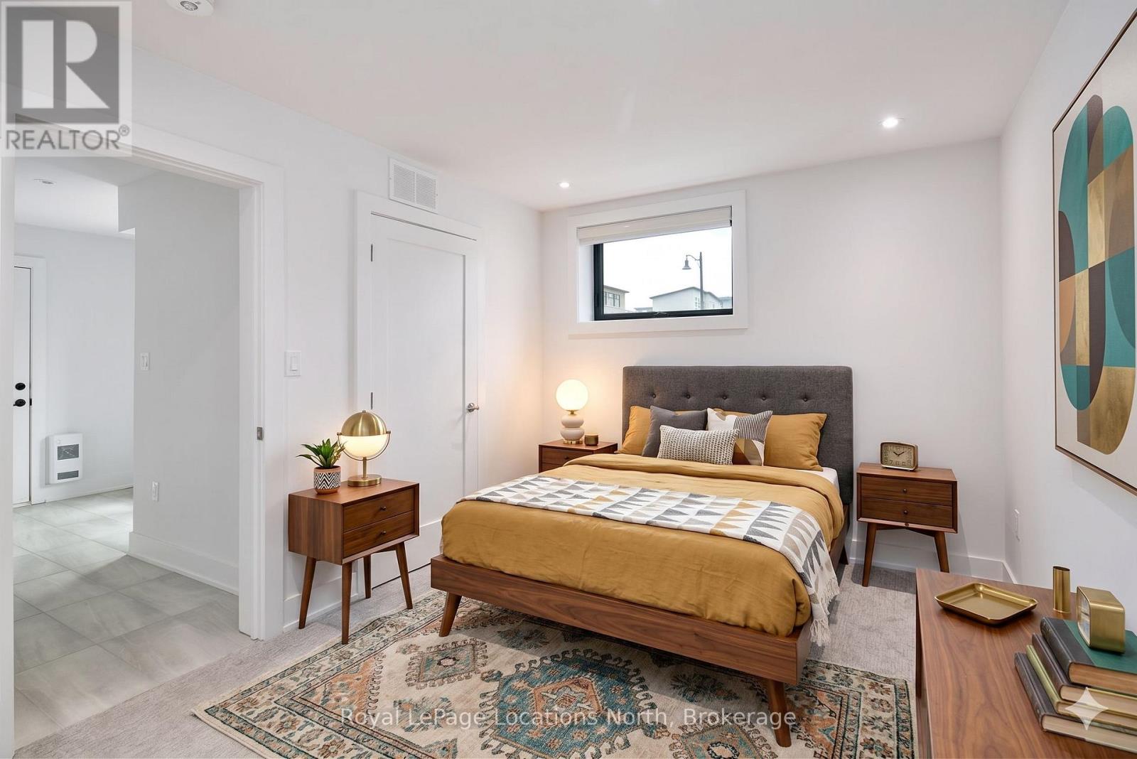 #5 117 SLADDEN COURT - 27