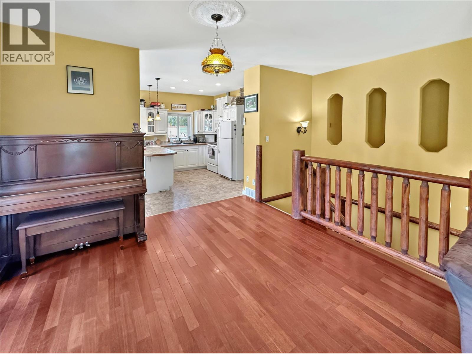 529 DAGUR Way, Princeton