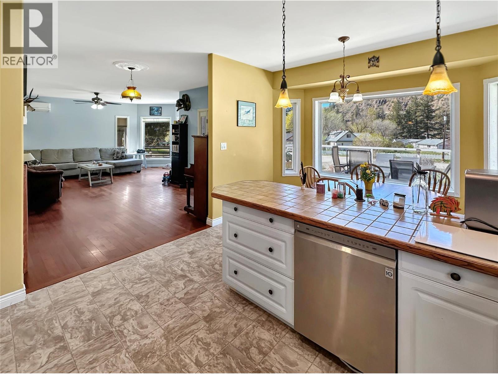 529 DAGUR Way, Princeton