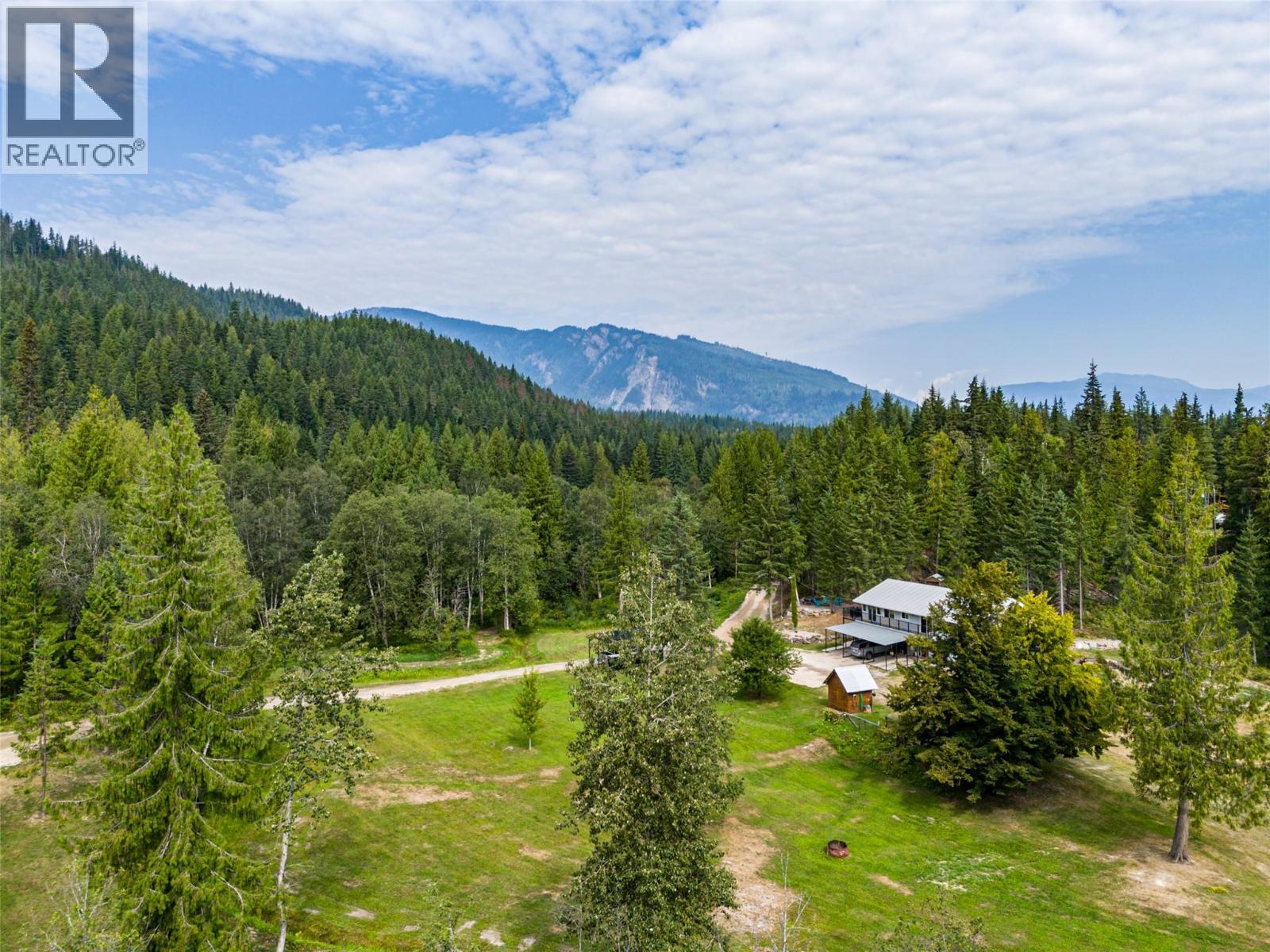 1750 Highway 23 South Highway S, Revelstoke