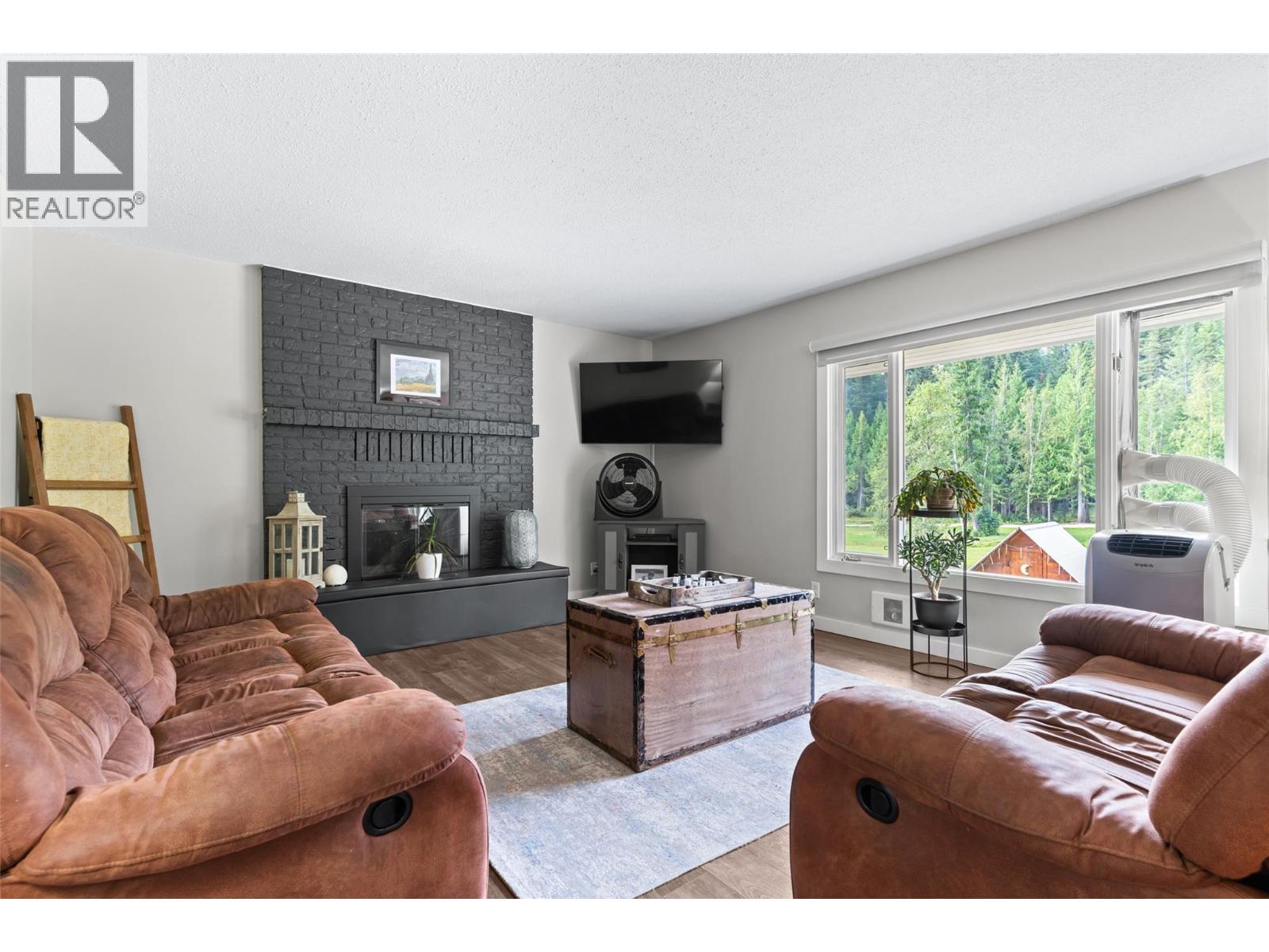 1750 Highway 23 South Highway S, Revelstoke