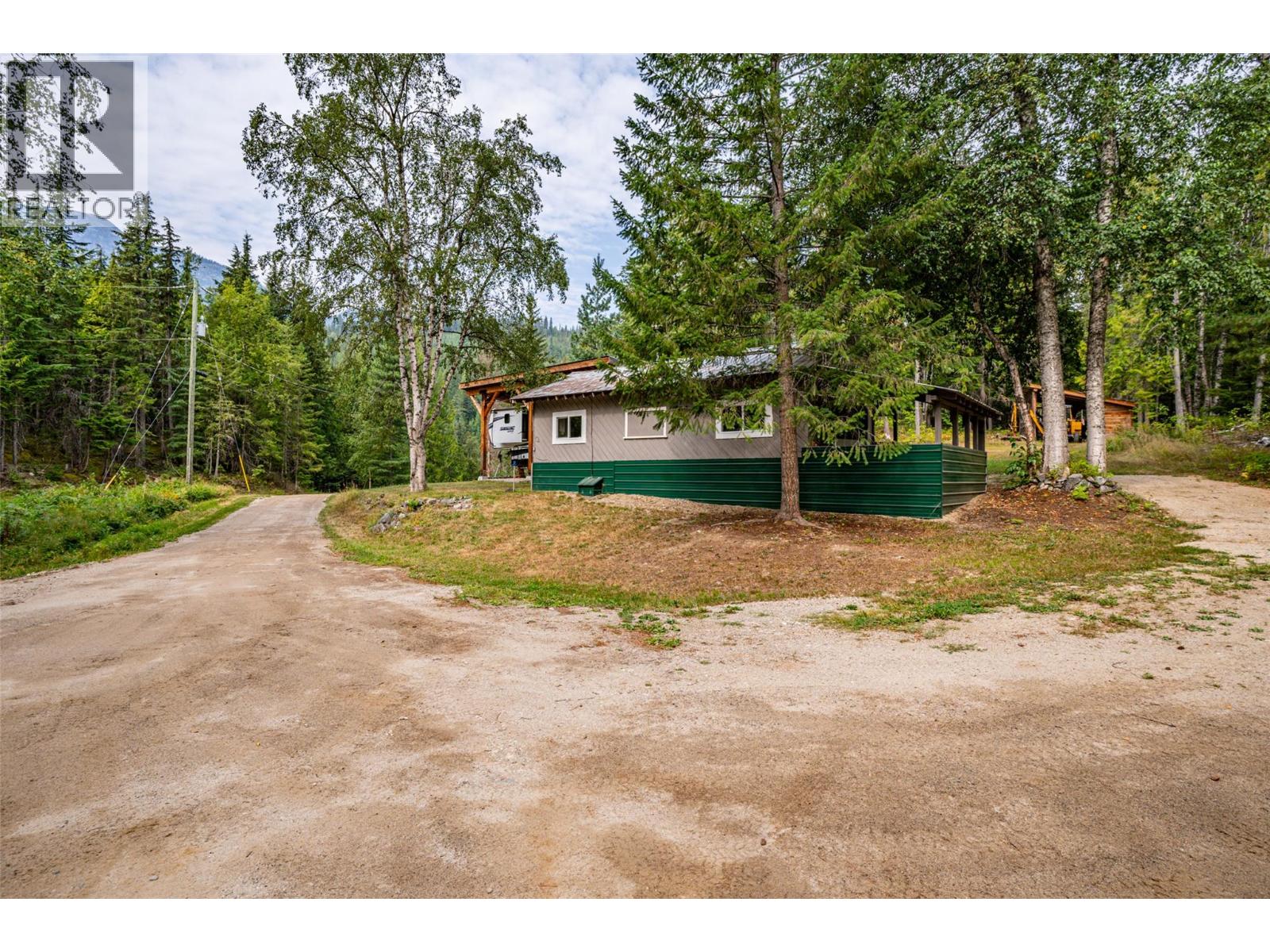 1750 Highway 23 South Highway S, Revelstoke