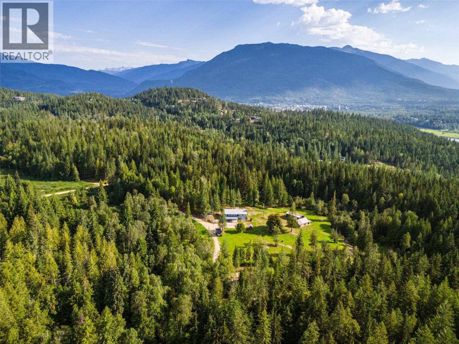 1750 Highway 23 South Highway S, Revelstoke