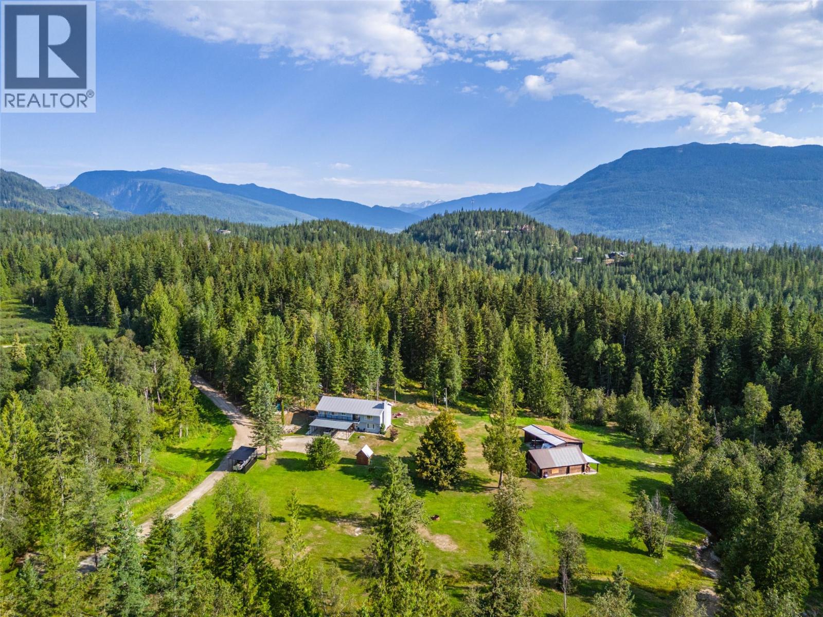 1750 Highway 23 South Highway S, Revelstoke