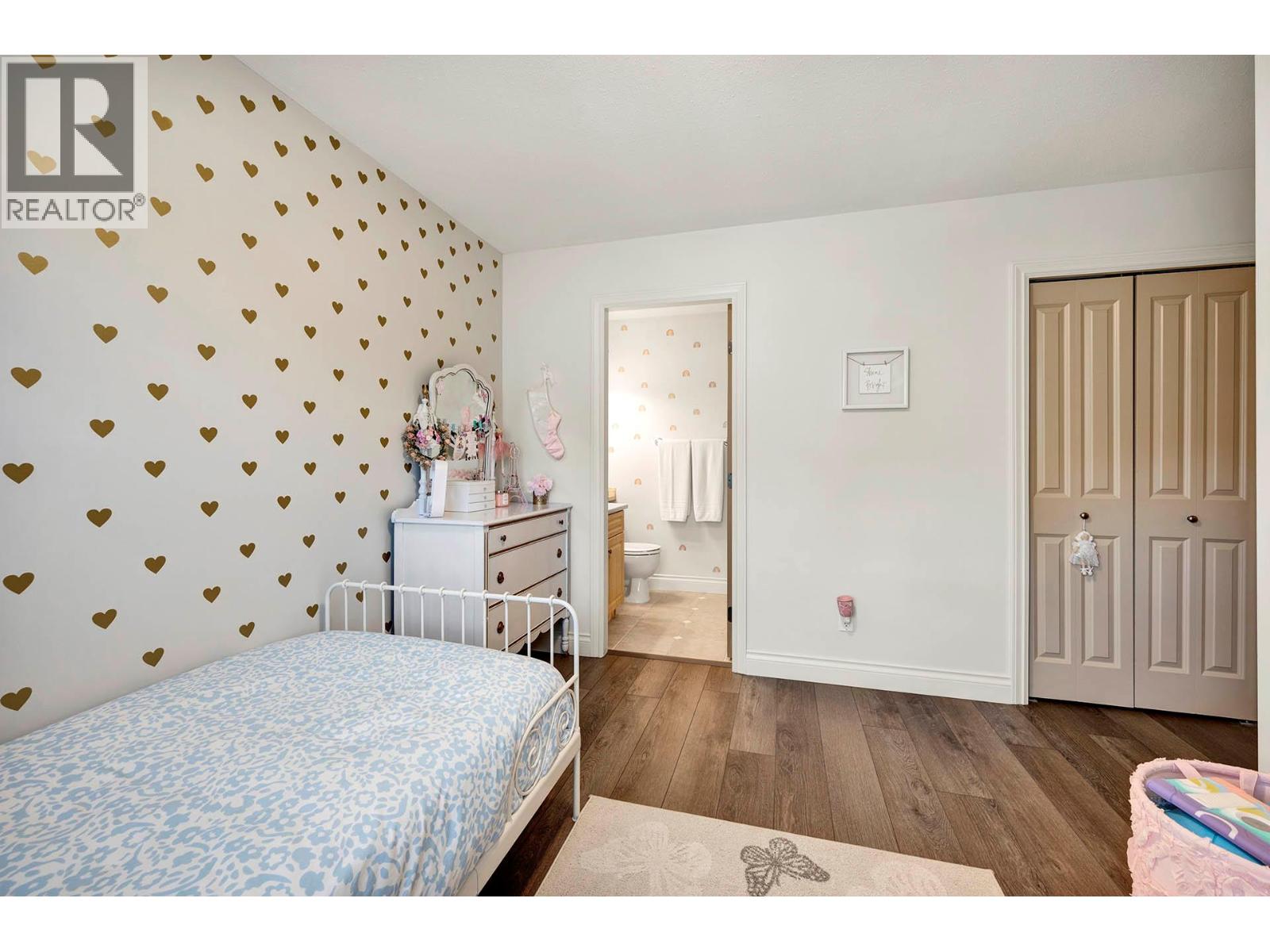 #33 1055 ABERDEEN Drive - 31
