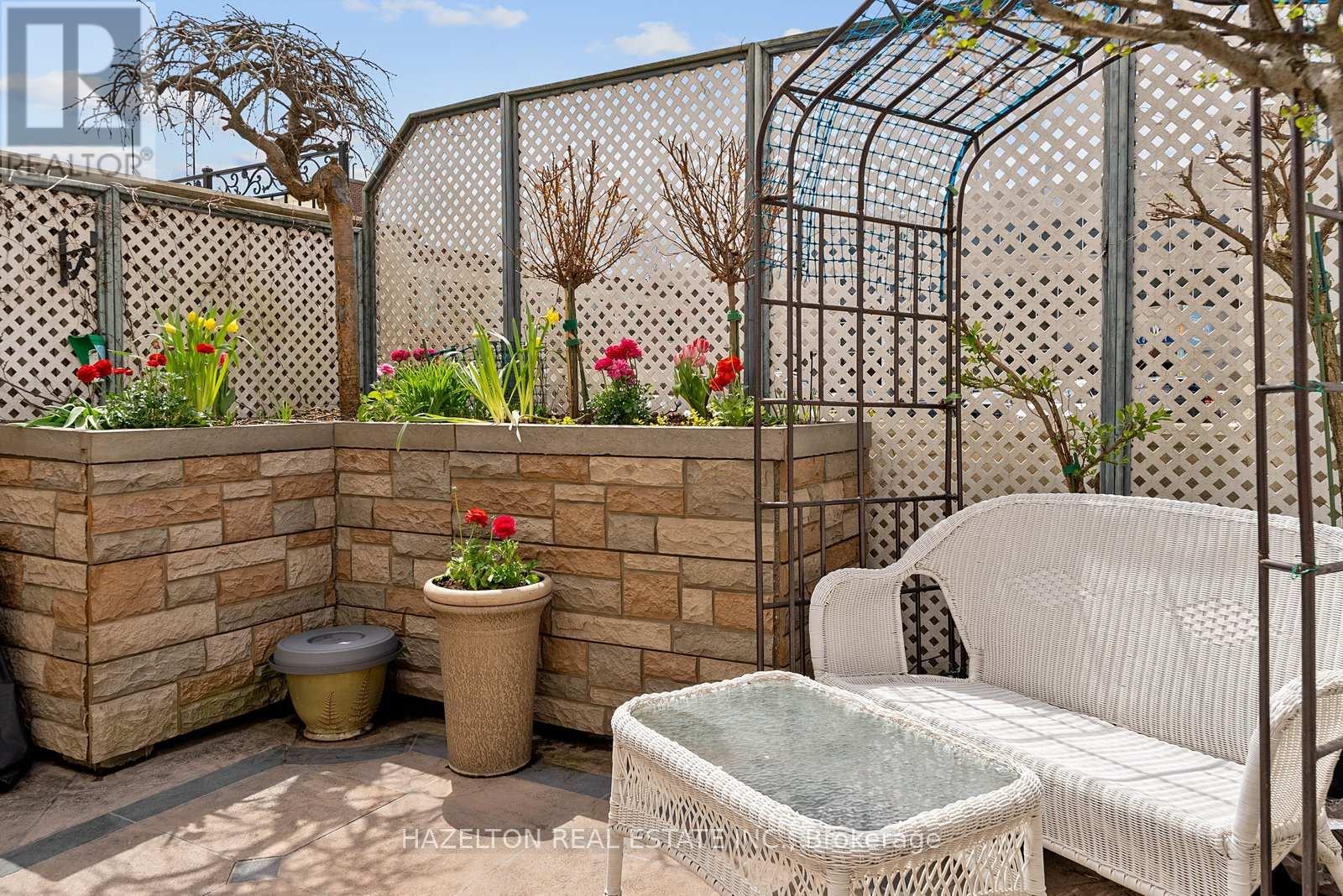 220 WALMER ROAD - 15