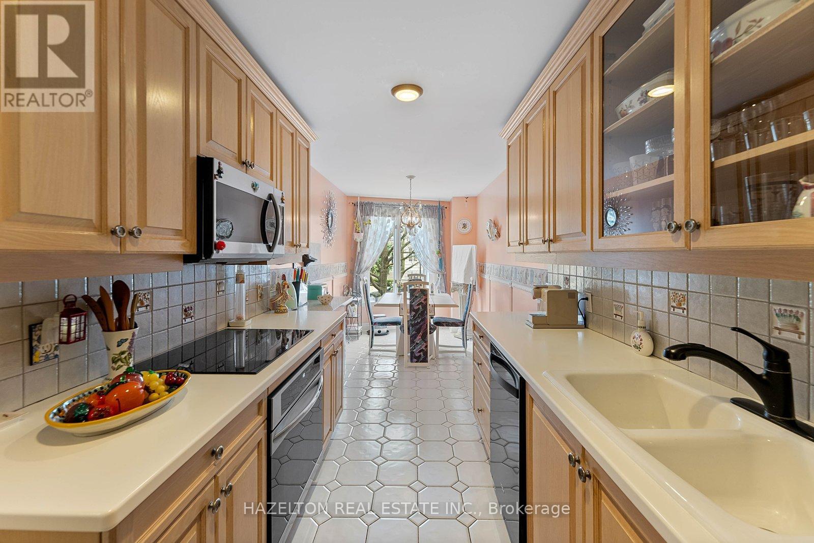 220 WALMER ROAD - 16