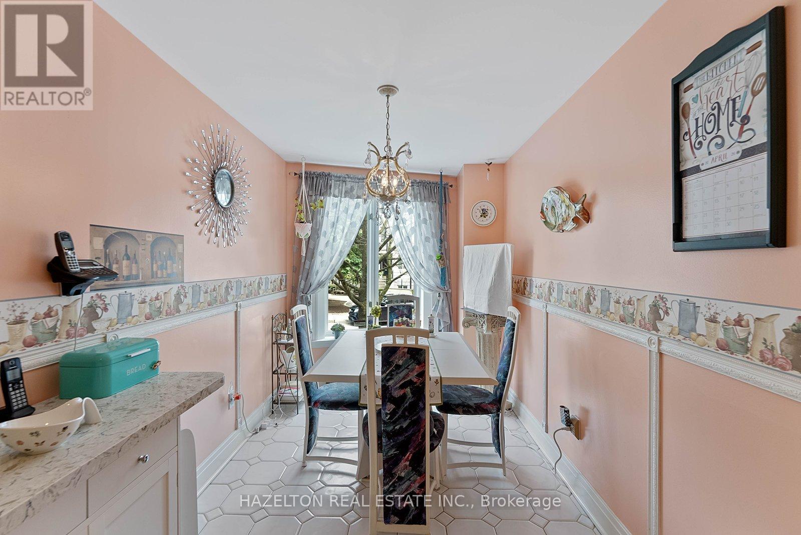 220 WALMER ROAD - 19