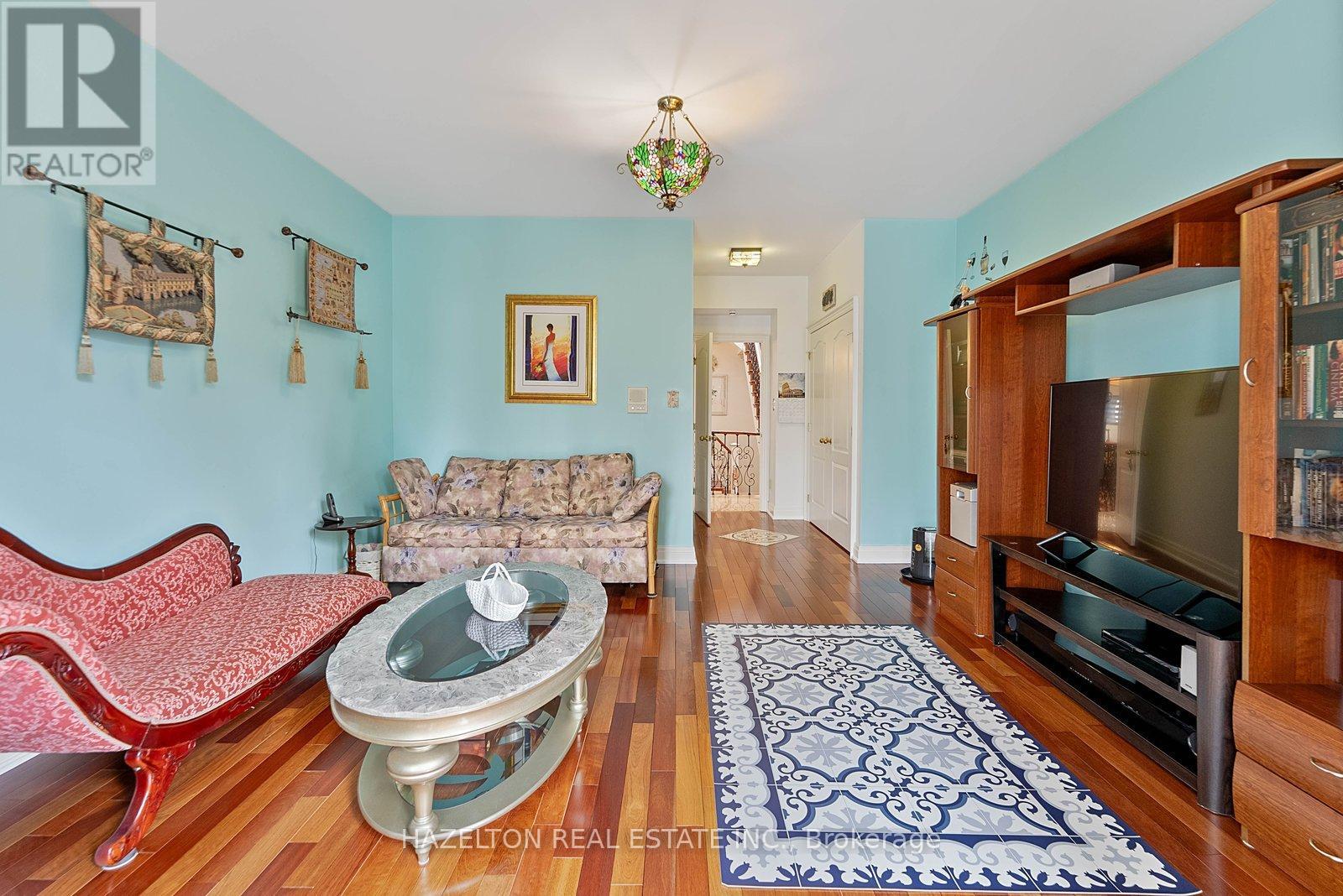 220 WALMER ROAD - 28