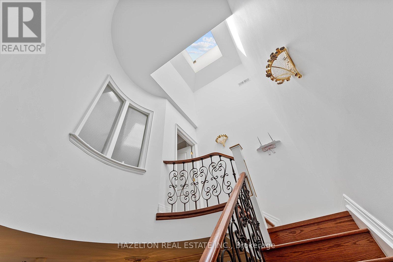 220 WALMER ROAD - 34