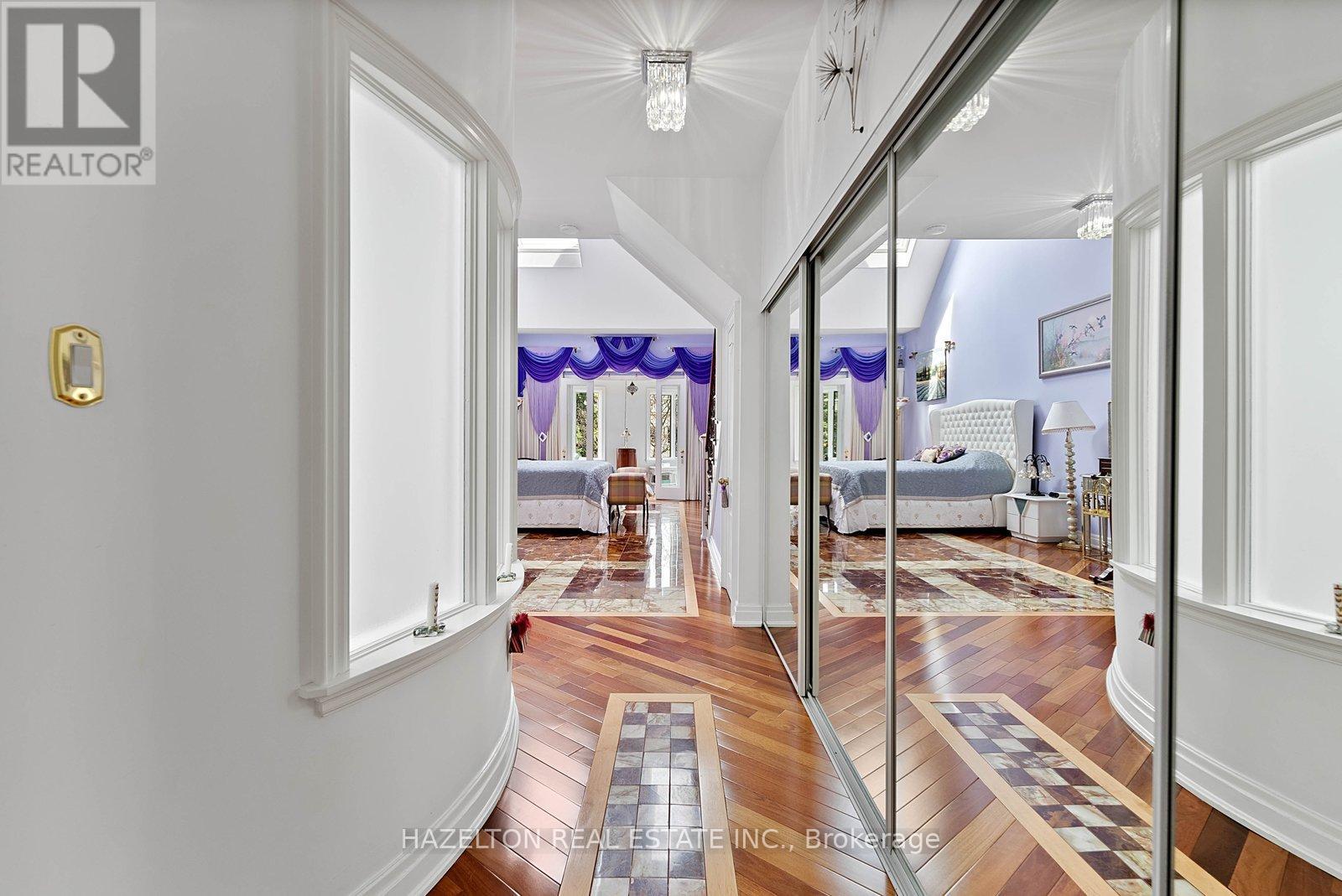 220 WALMER ROAD - 35