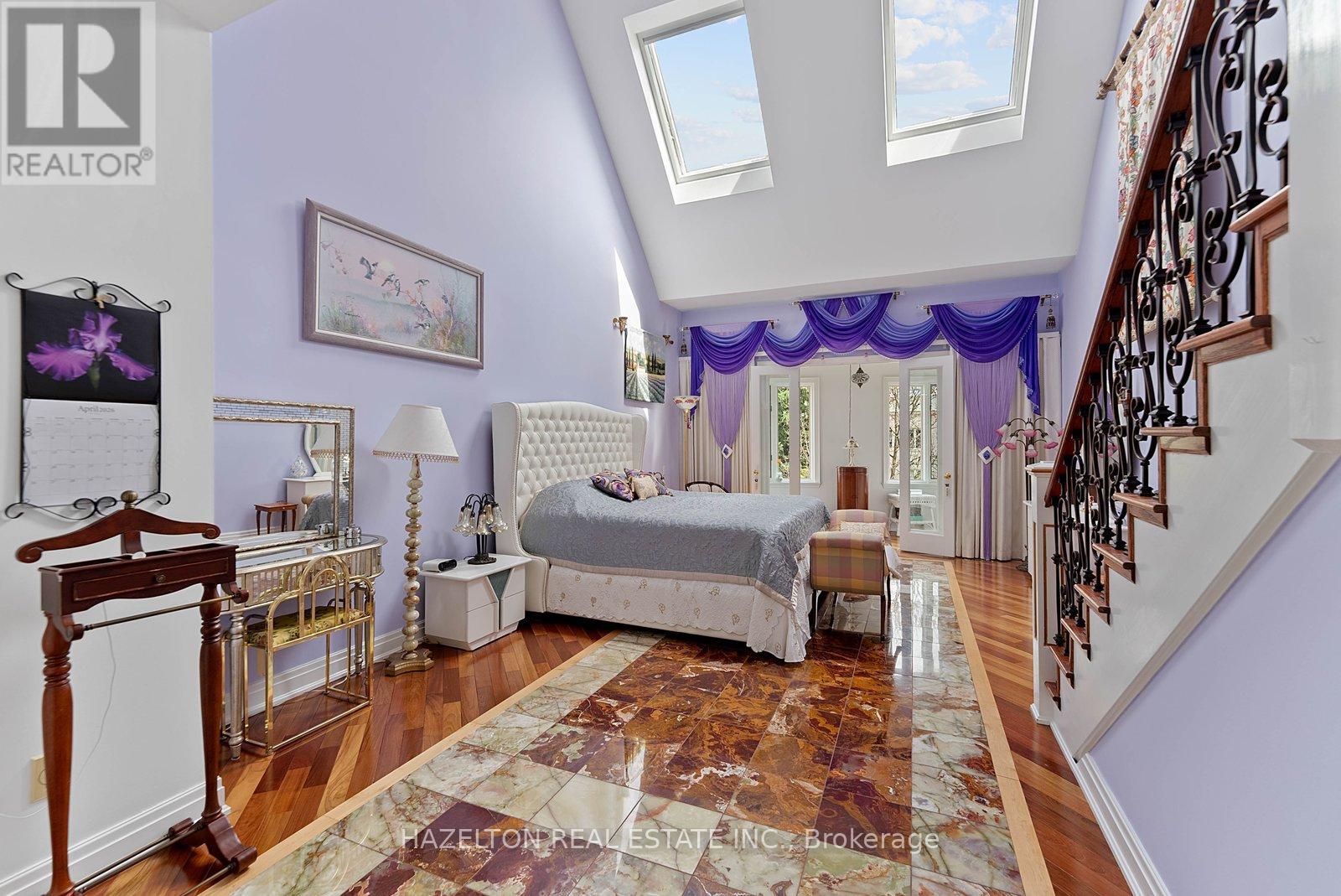 220 WALMER ROAD - 36