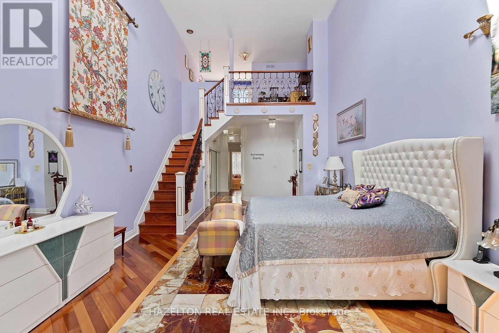 220 WALMER ROAD - 37