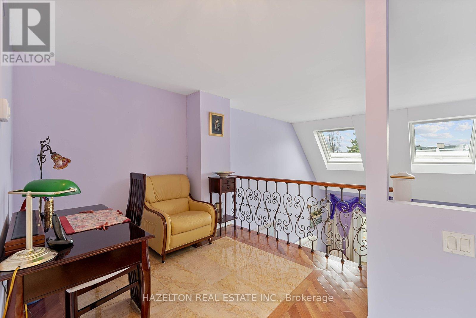 220 WALMER ROAD - 39