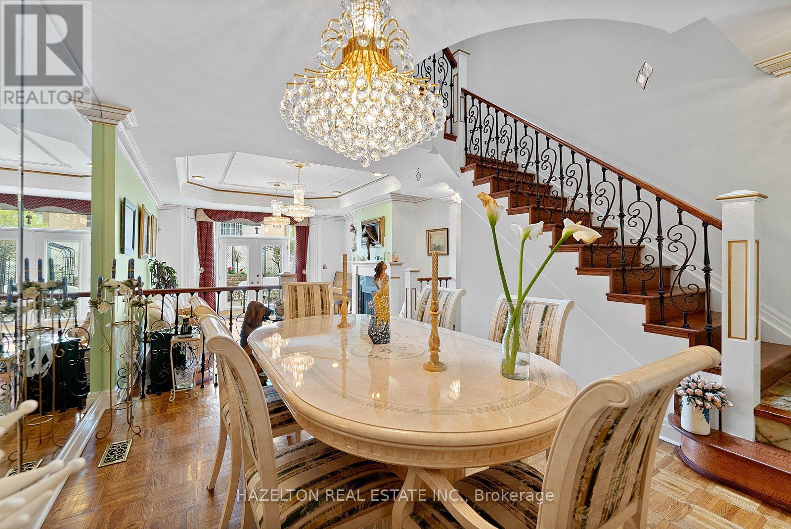 220 WALMER ROAD - 9