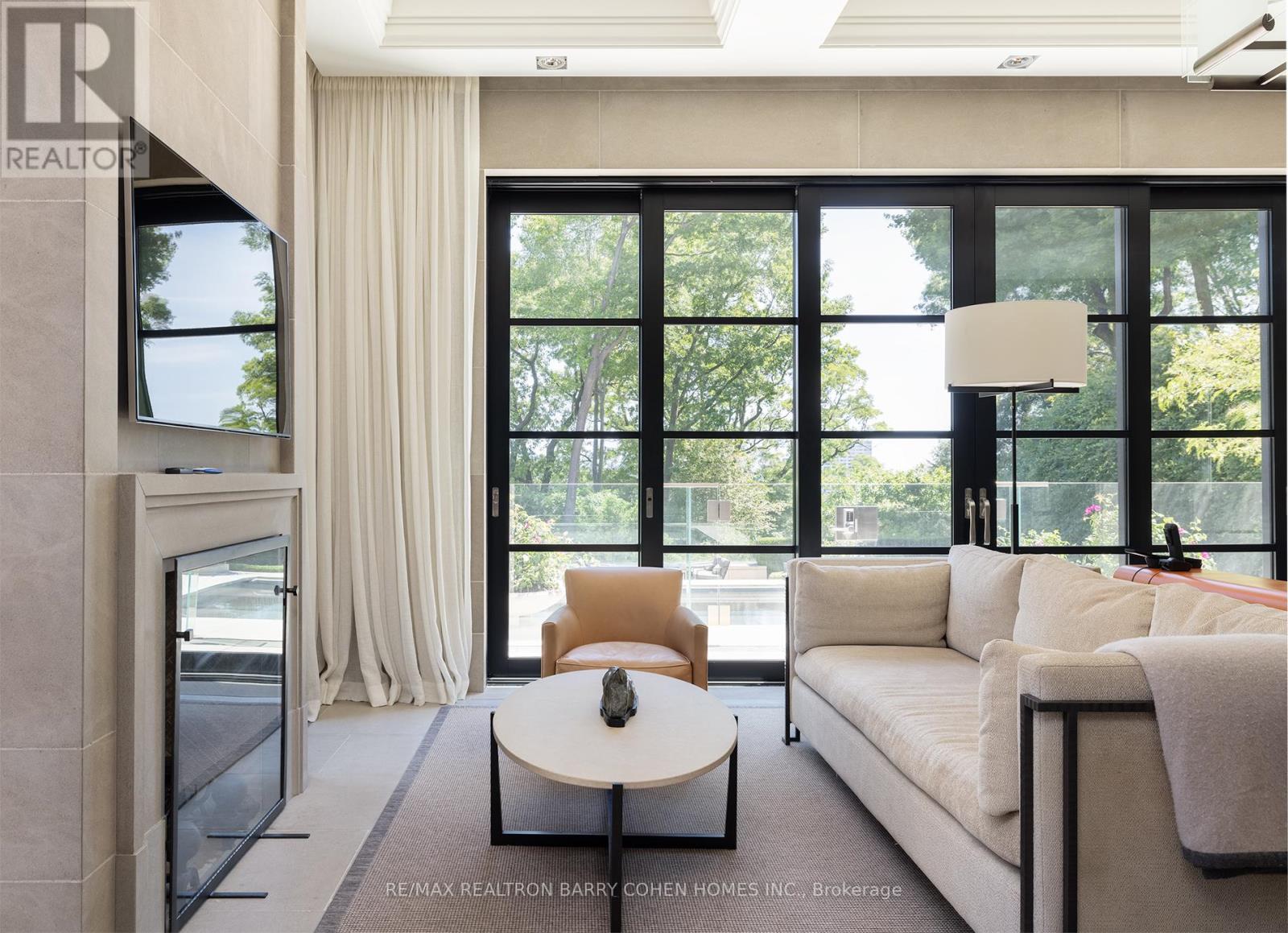 17 ARDWOLD GATE - 12