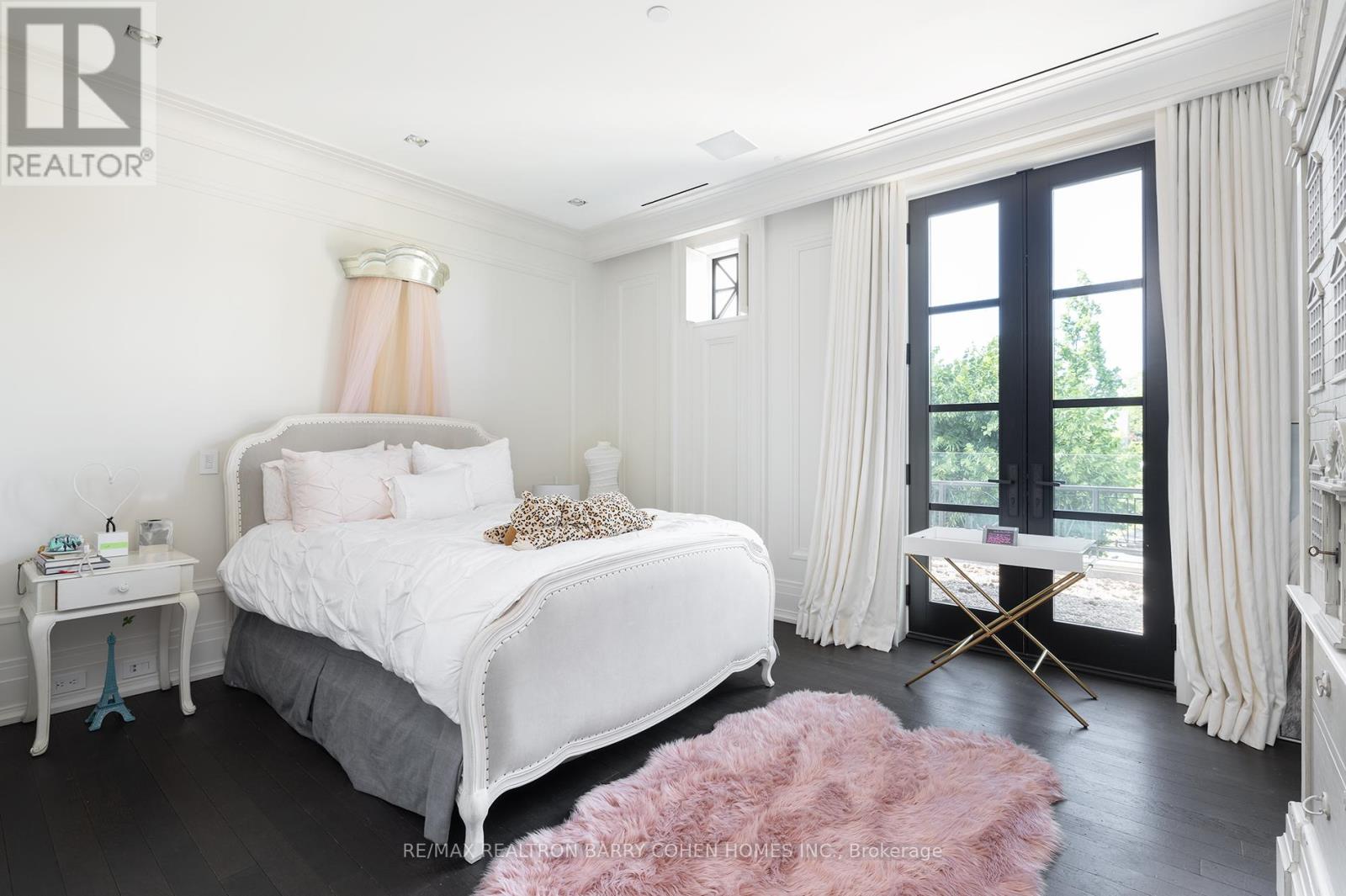 17 ARDWOLD GATE - 26