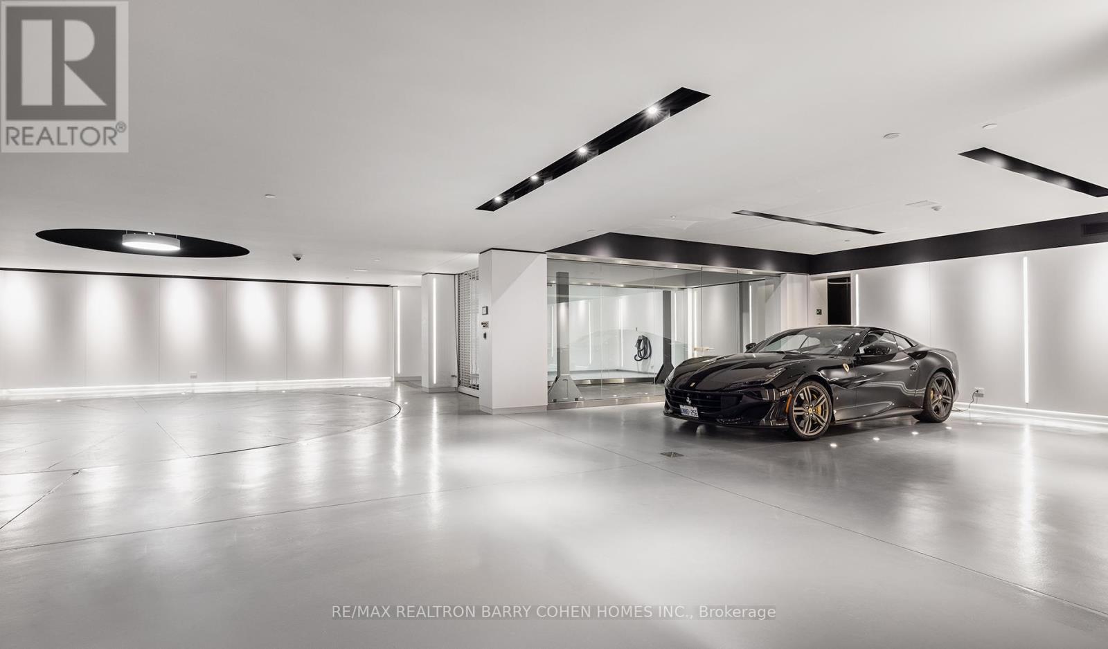17 ARDWOLD GATE - 36