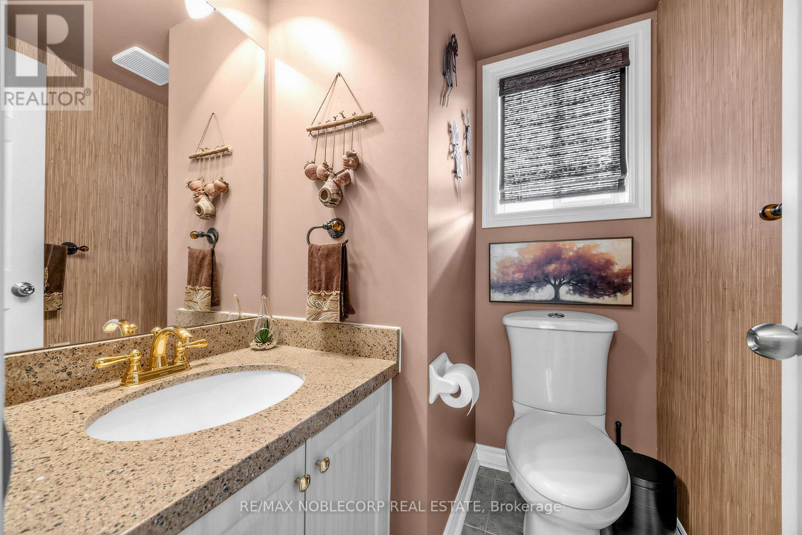 61 WOODHAVEN CRESCENT - 15
