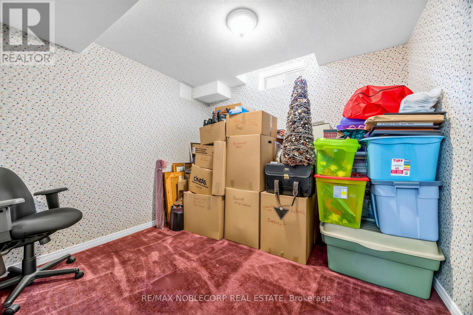 61 WOODHAVEN CRESCENT - 26