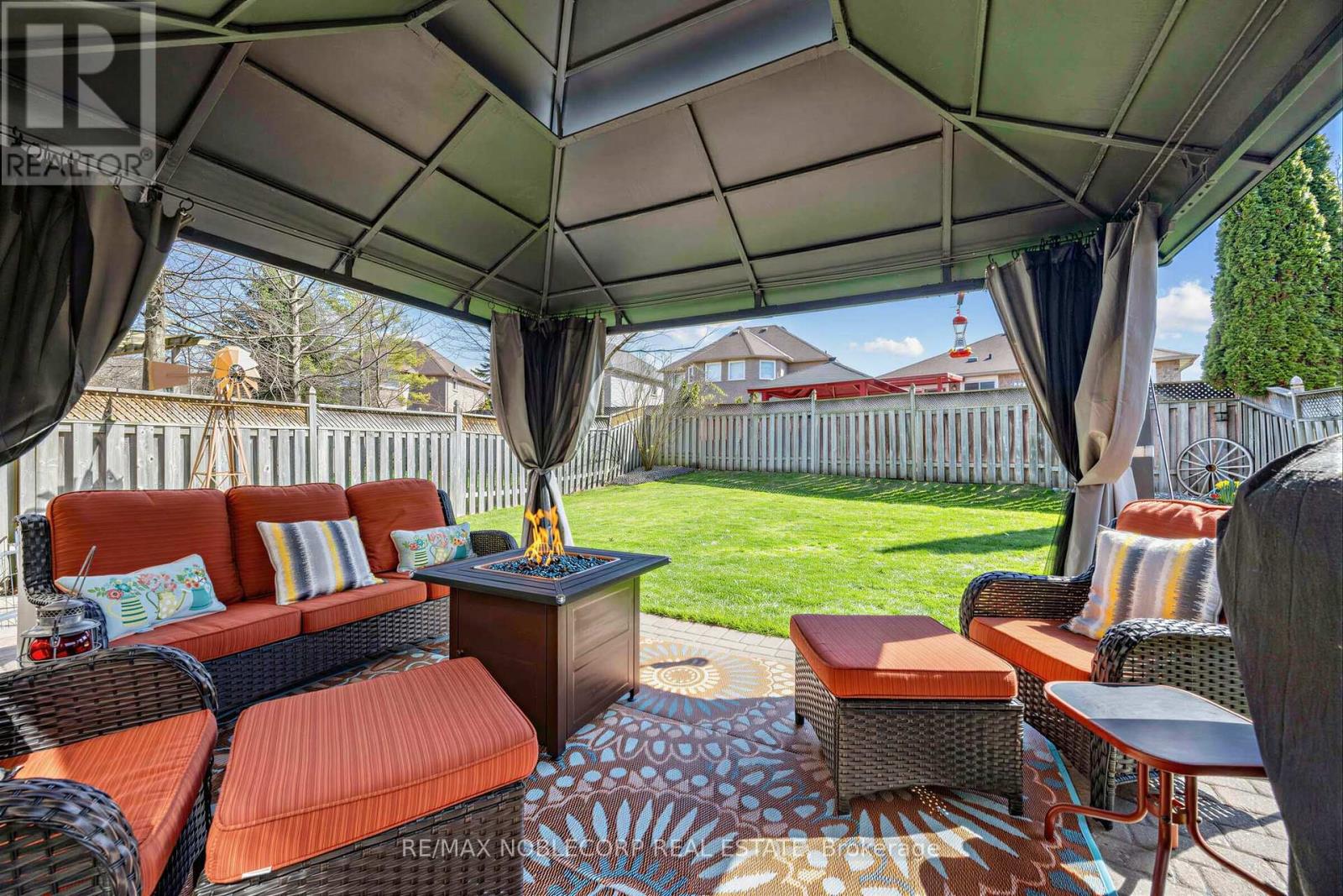 61 WOODHAVEN CRESCENT - 30