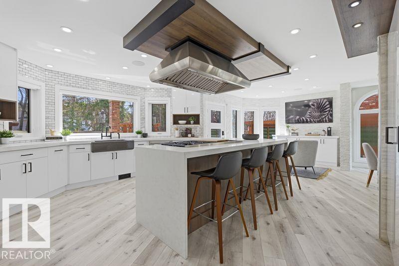 439 ROONEY CR NW, Edmonton
