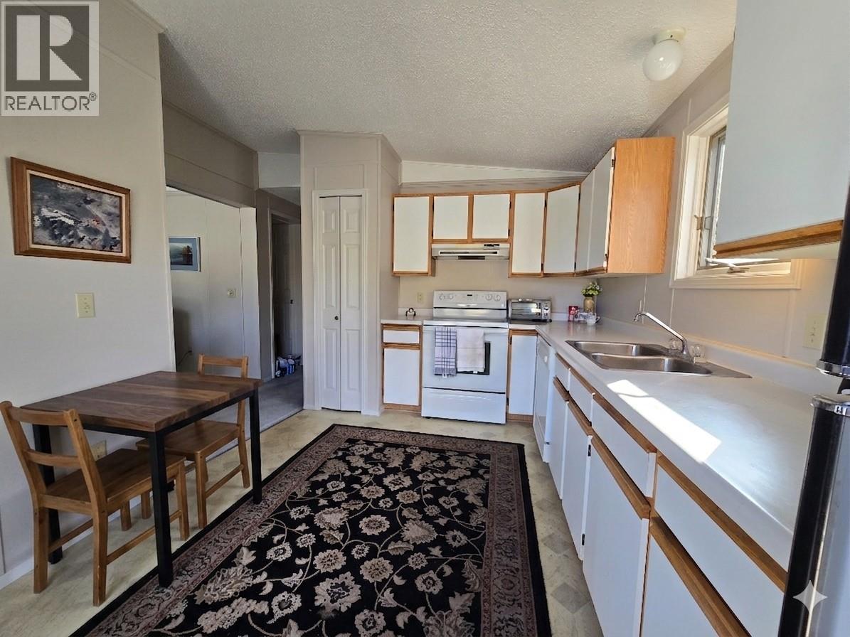 6677 Park Drive Unit# 29, Oliver