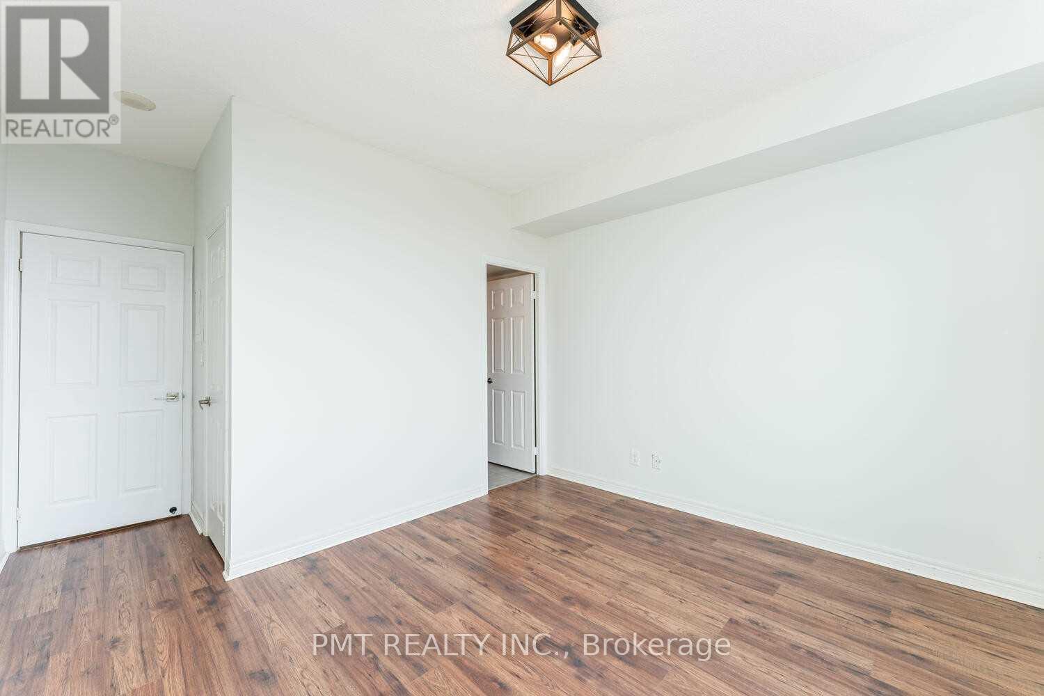 3708 - 208 ENFIELD PLACE, Mississauga (City Centre), Ontario, L5B0G8 — Photo 16