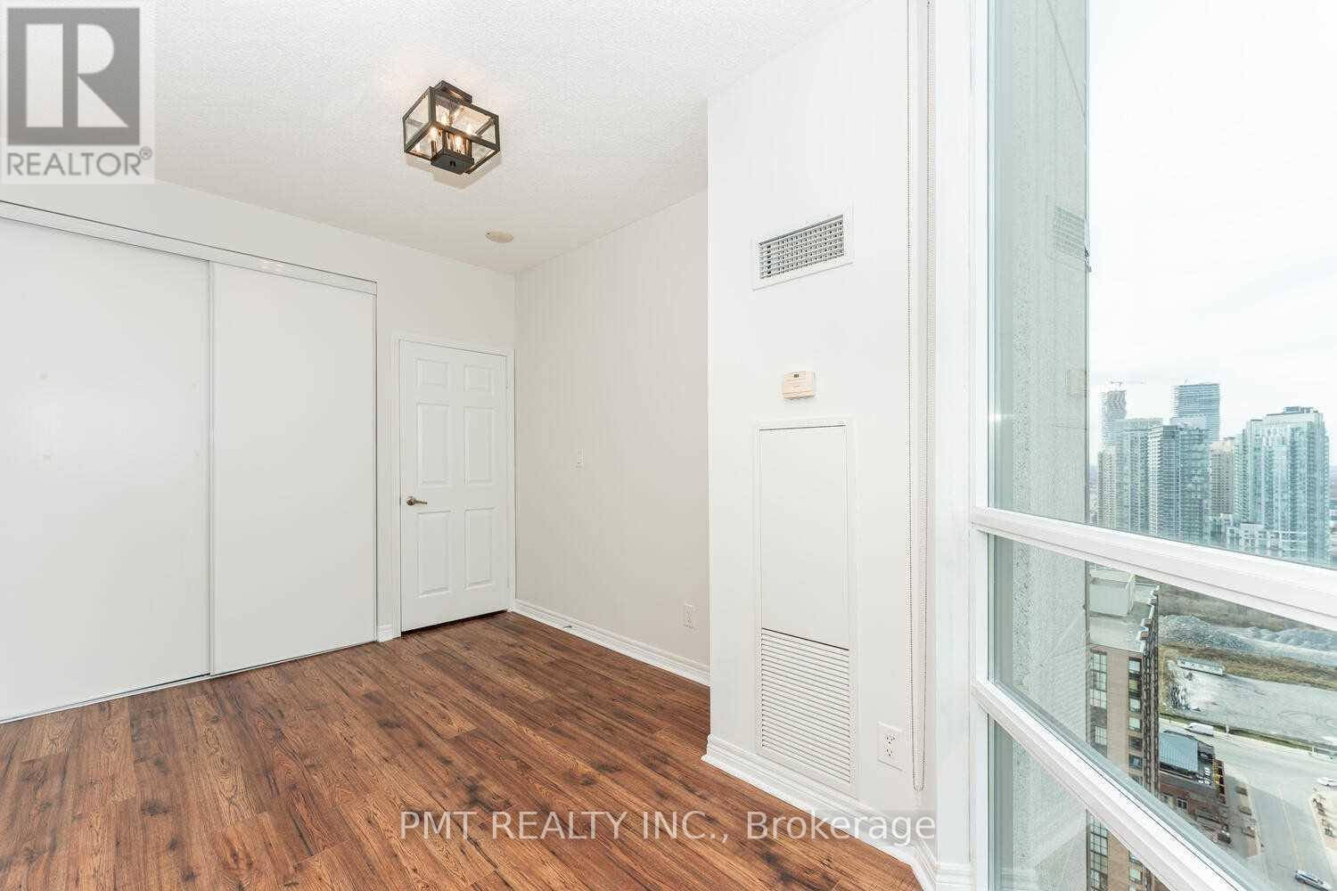 3708 - 208 ENFIELD PLACE, Mississauga (City Centre), Ontario, L5B0G8 — Photo 18