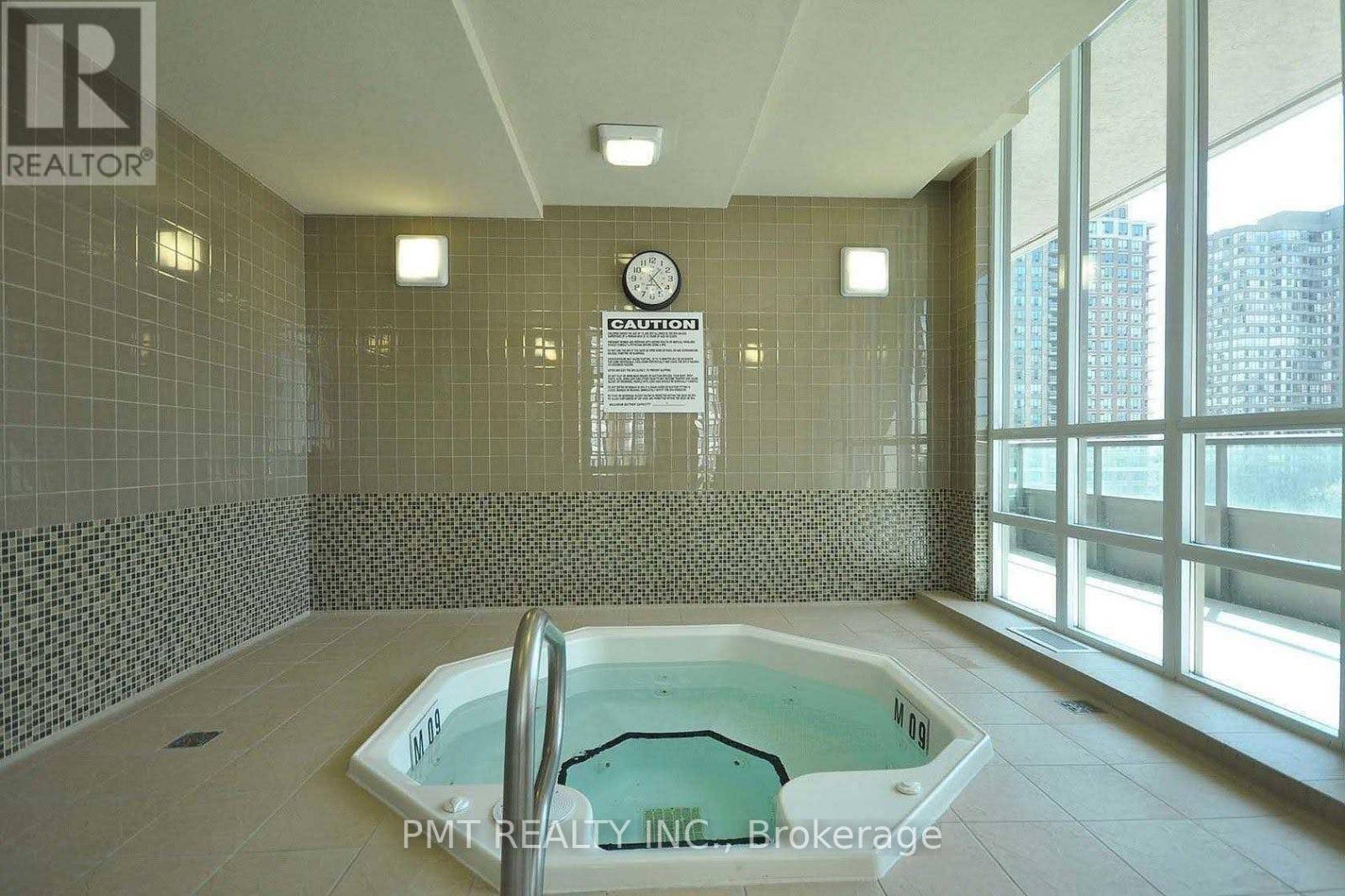 3708 - 208 ENFIELD PLACE, Mississauga (City Centre), Ontario, L5B0G8 — Photo 32