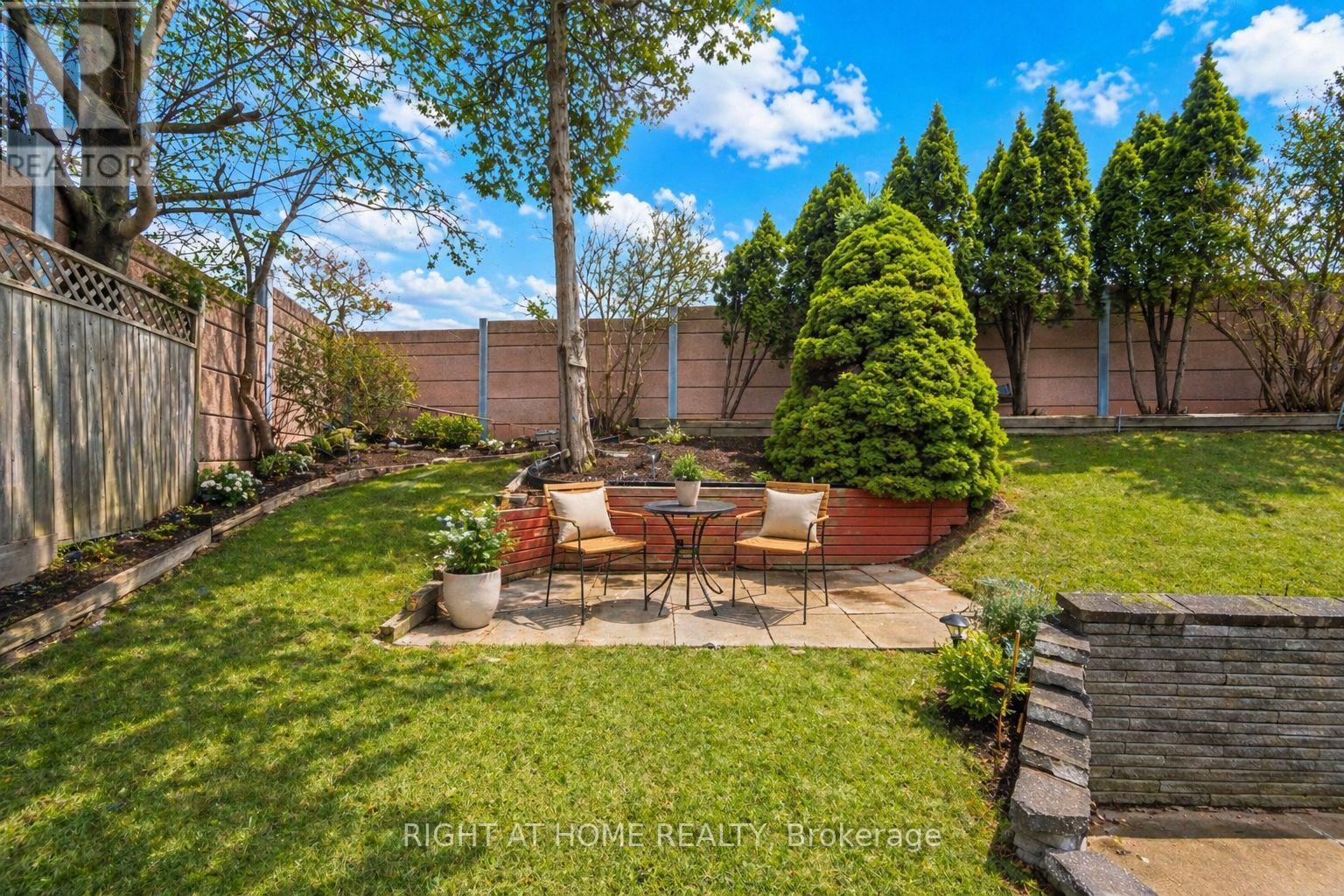 20 PEPPERWOOD PLACE - 43