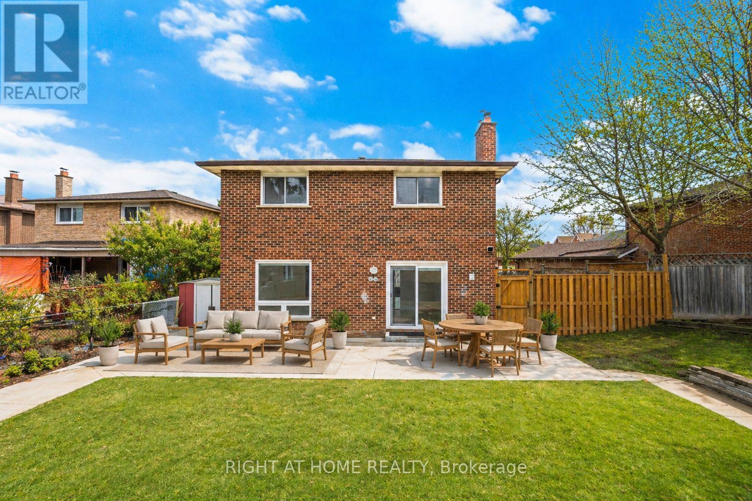 20 PEPPERWOOD PLACE - 45