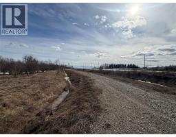 3468 Highway 97, Farmington, BC V0C1K0 Photo 6