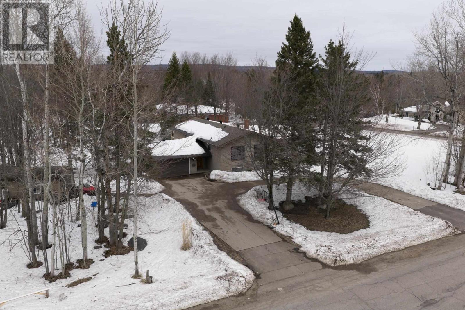 48 Palomino DR, Sault Ste. Marie, Ontario, P6A6K4 — Photo 5