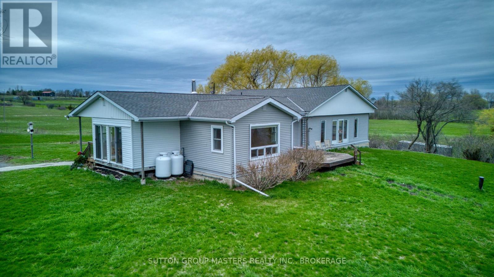 9392 HIGHWAY 33 HIGHWAY - 45