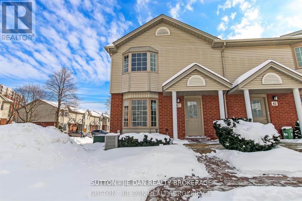 #63 70 CHAPMAN COURT - 1