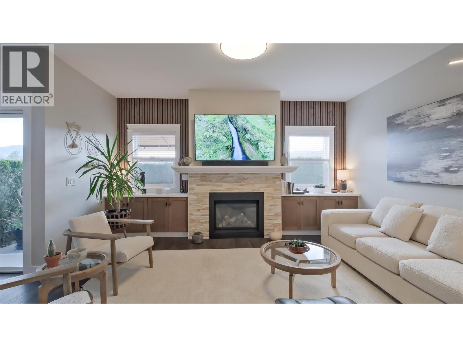 2084 Clover Drive - 12