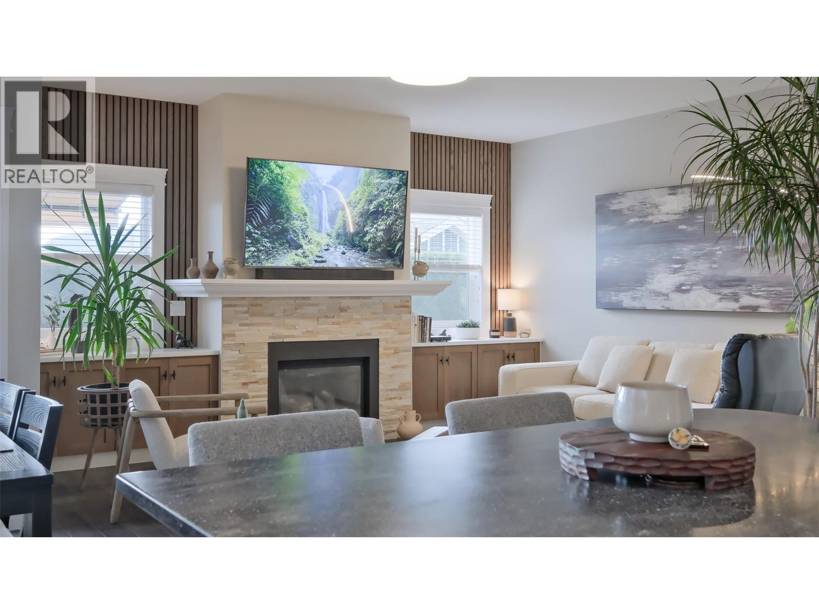 2084 Clover Drive - 14