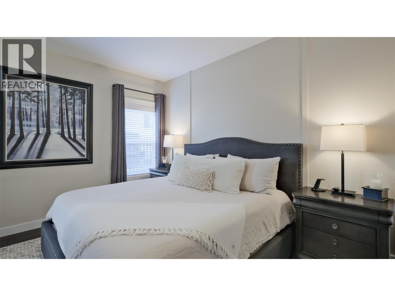 2084 Clover Drive - 16