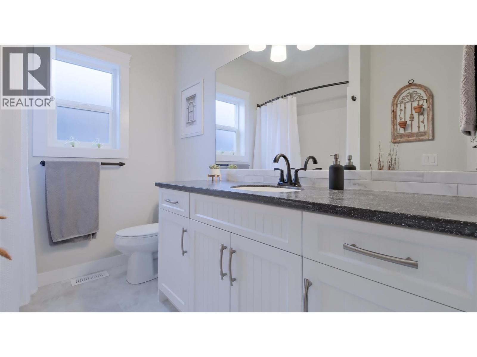 2084 Clover Drive - 24