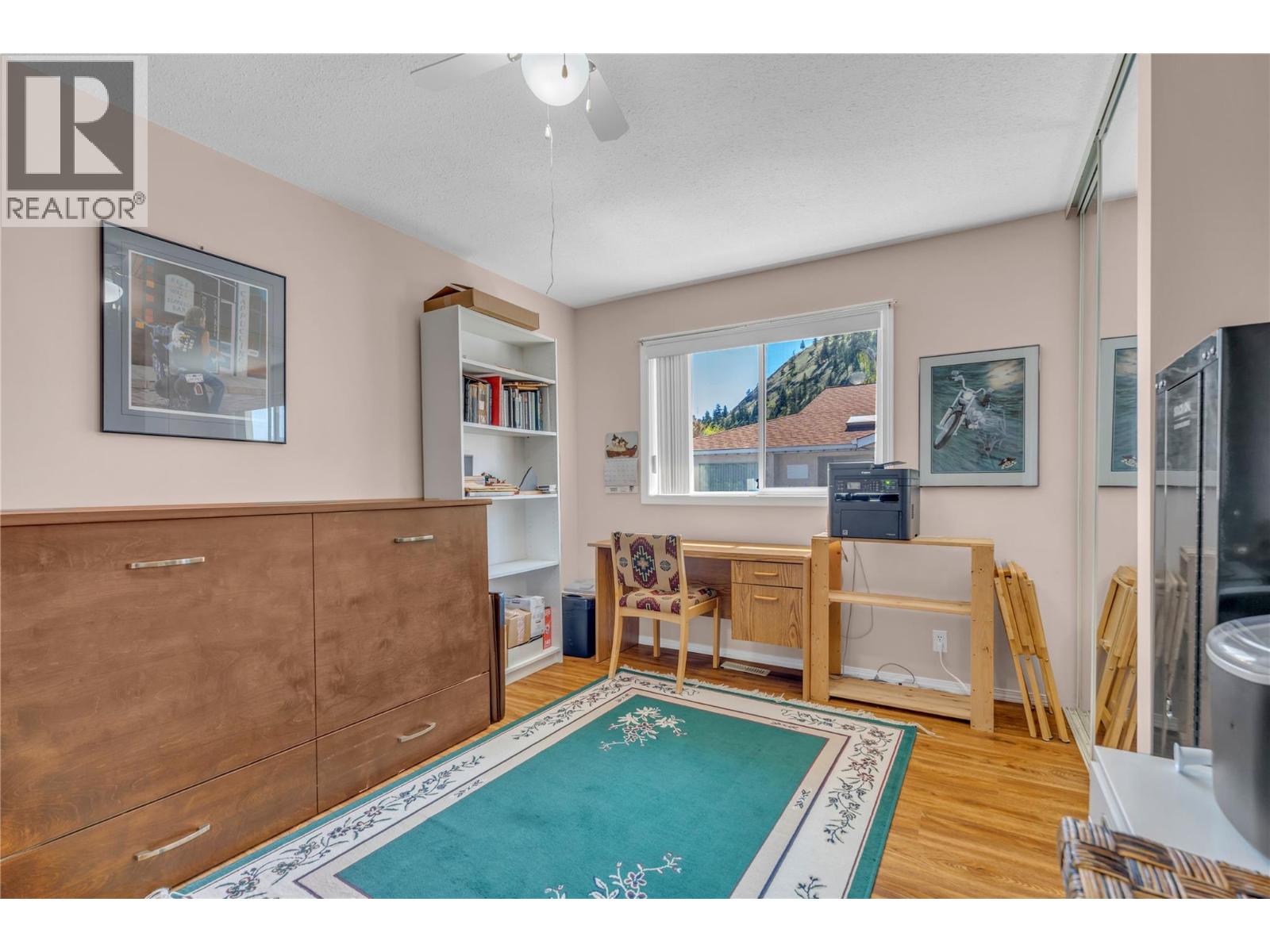 12606 Temple Court Unit# 4, Summerland