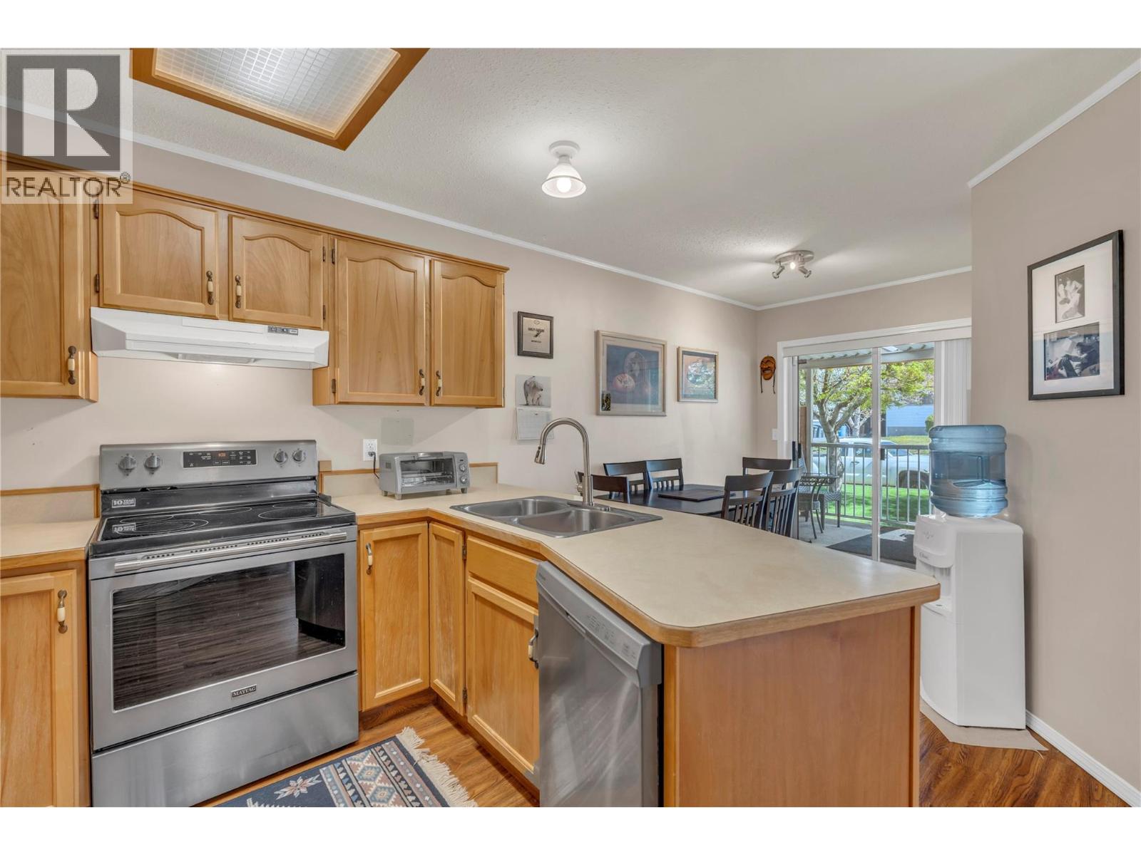 12606 Temple Court Unit# 4, Summerland