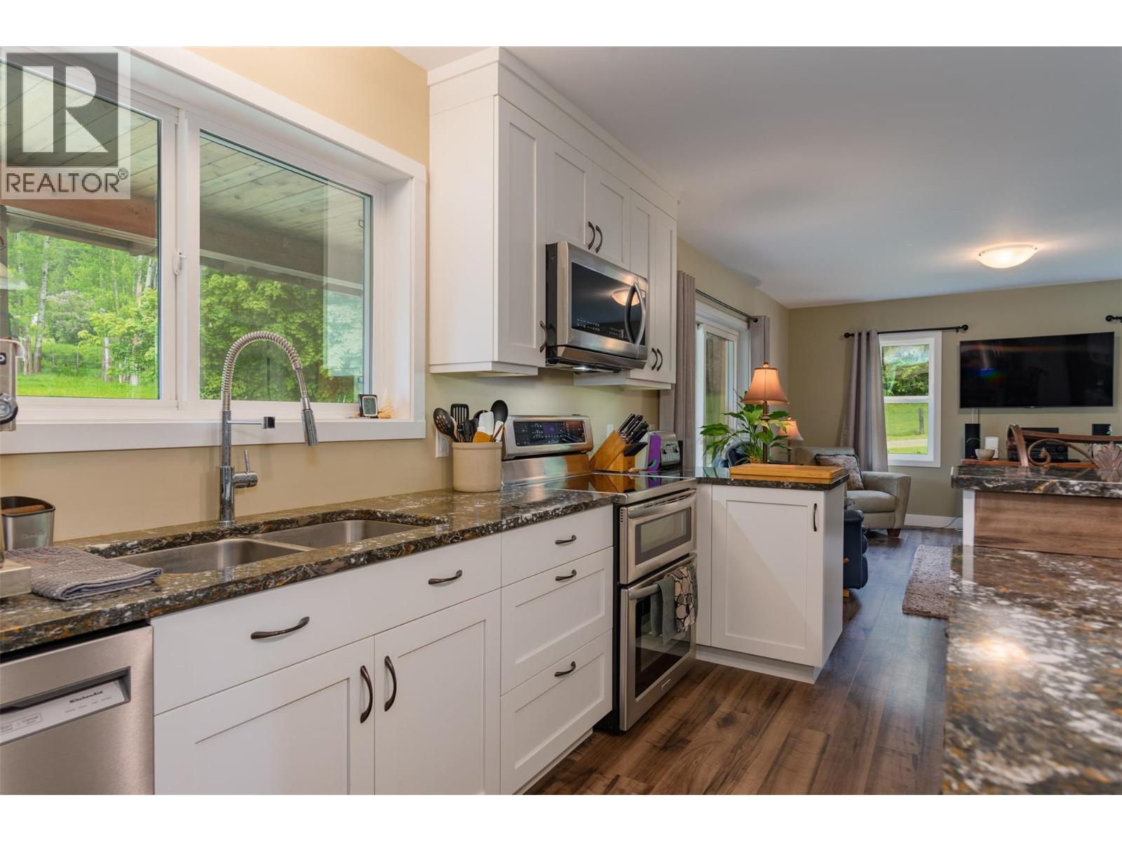 4240 Blewett Road - 13