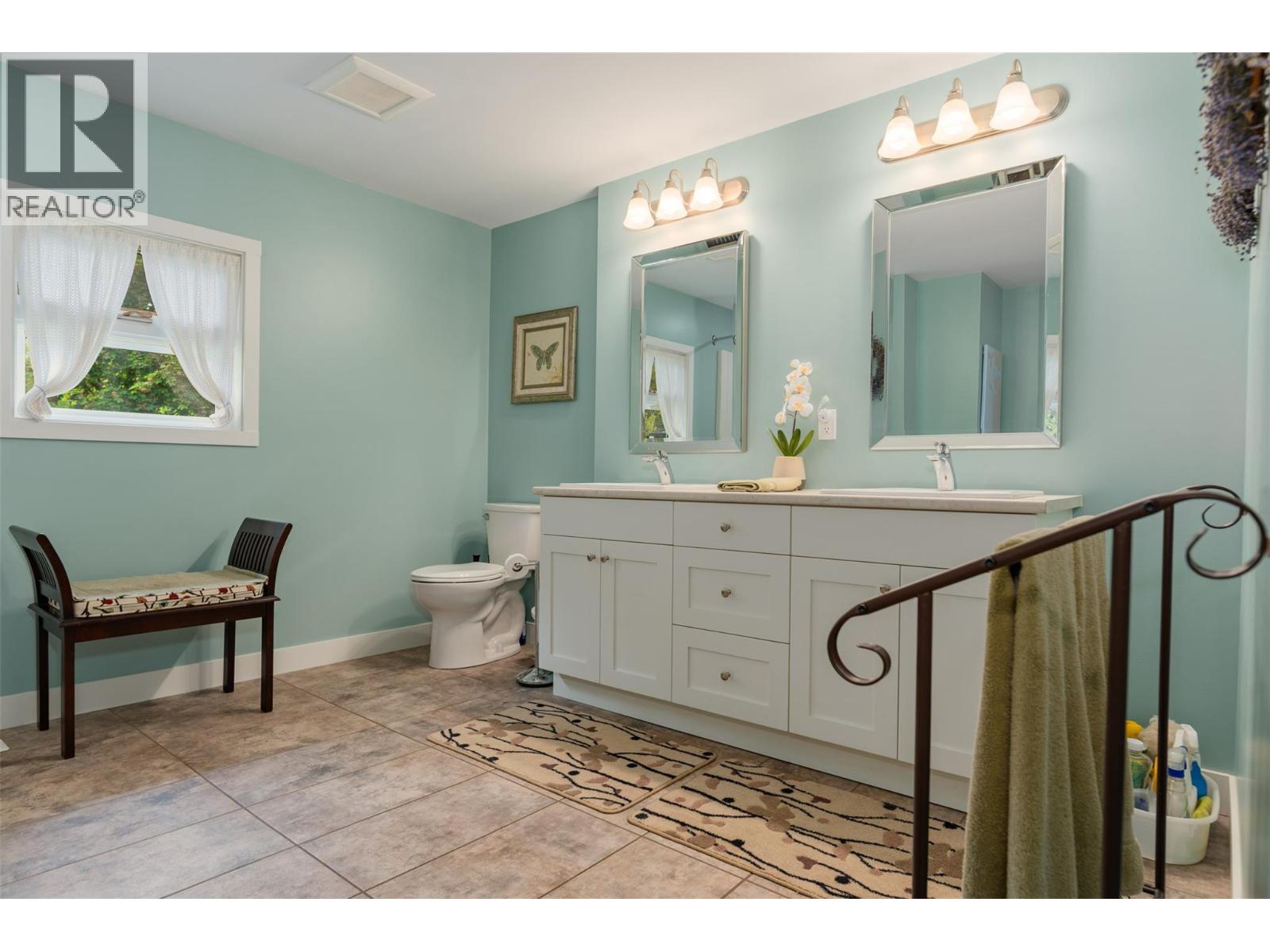 4240 Blewett Road - 16